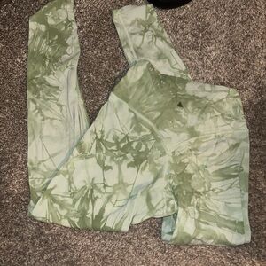 Green Tie-Dye Leggings